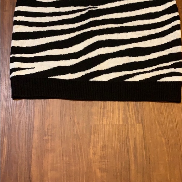 Take A Walk On The Zebra Side Dress - Picture 5 of 5